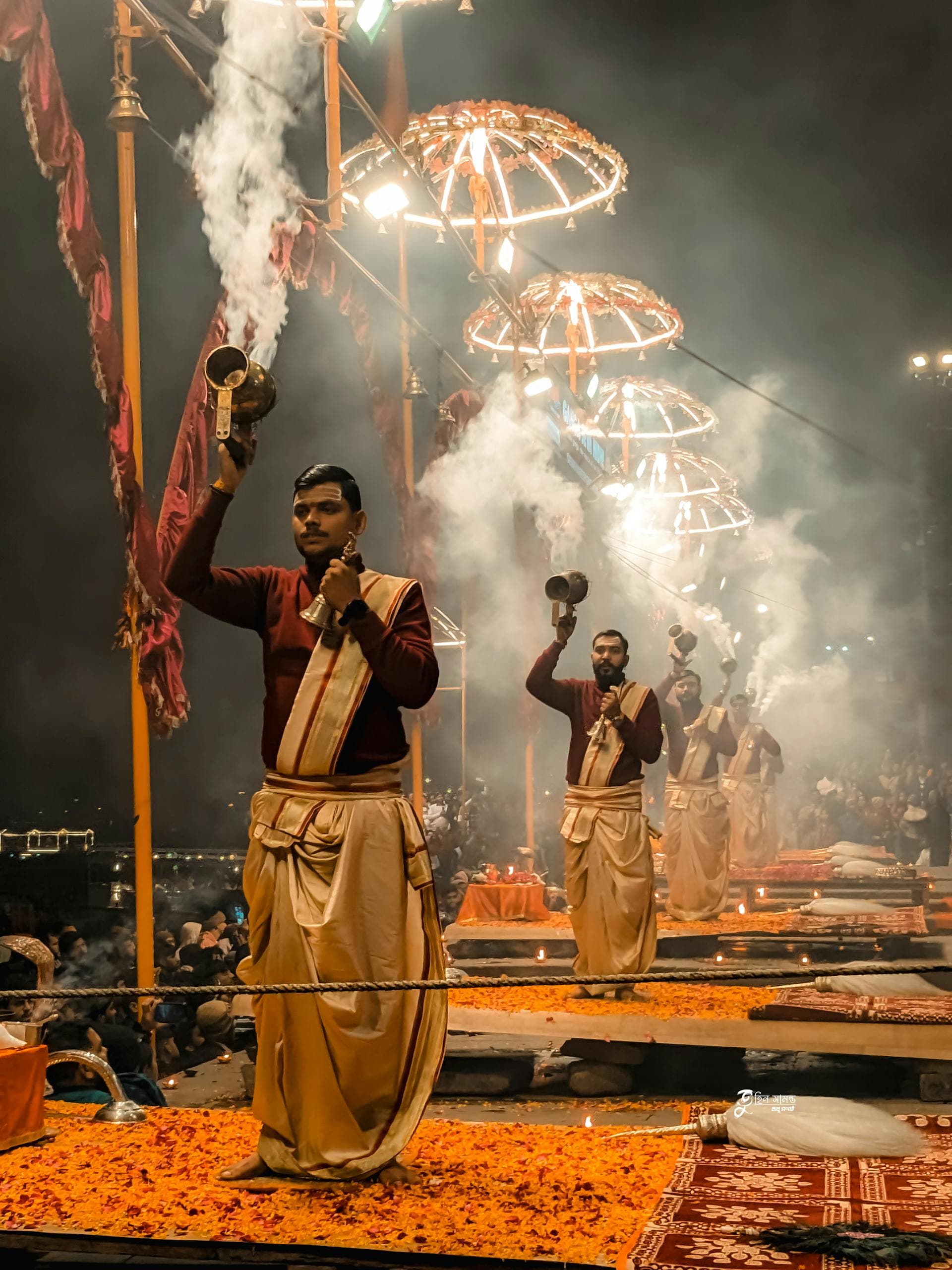 An evening aarti ceremony in Varanasi